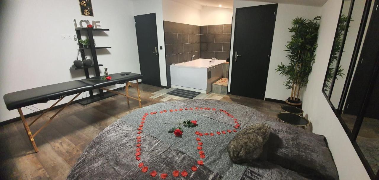 Love Rooms De La Presqu'Ile Saint-Vincent-de-Paul  외부 사진